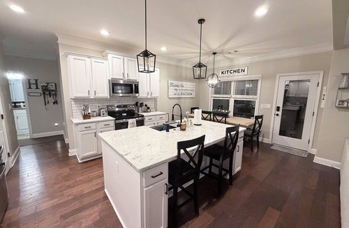 Grovetown House | 4 bedrooms 3 FULL baths- Large Outdoor Living Space- 20 minutes to the Masters!