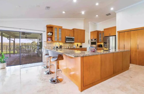 Jog Road House | 4 BR 3.5 w/pool. Near Delray Beach and Wellington and equestrian communities