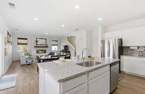 Flowery Branch House | 4 BR/3 BA, Pets OK, In-Unit W/D, Longer Stays OK, In-Unit W/D