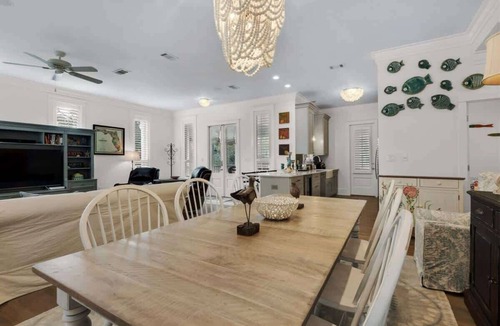 Seagrove Beach House | 4 FREE bikes, Community Pools, Tennis-Beach Chairs