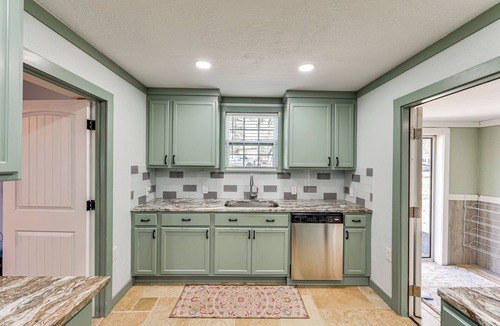 McCormick House | 4 Mi to Savannah River Access: Home w/Fire Pit