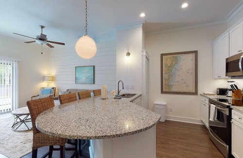 King City Condo | 400 Ocean King Suite 2201 2nd Floor