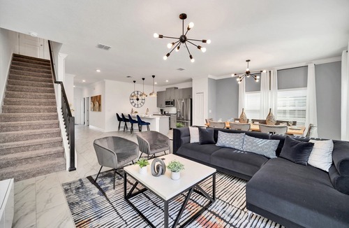 Kissimmee House | 4200 Paragraph Drive