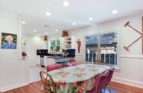 East Beach House | 450 ft to East Beach 2 Kings Pet Friendly Sleeps 6 St. Simons Island