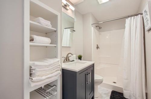 Ramsey House | 4bd Central Location - Patio - Games