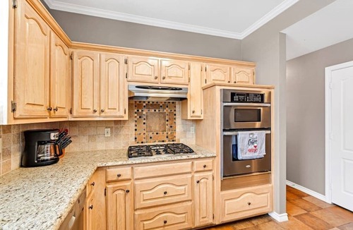 Grapevine House | 4BR, 2.5BA, sleeps 10, Carroll ISD
