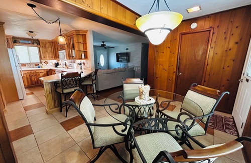 South Daytona House | 4BR Pet-Friendly Home Fenced Half Acre 10 mins to the Beach And Speedway.
