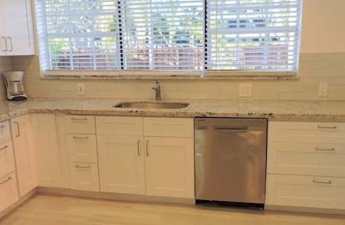 Hollywood Lakes House | 5/3 for 10-Heated Pool-Covered Patio-1M to Beach