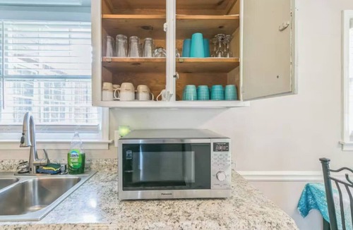 Marietta Apartment | 5 bedrooms | Great Neighborhood | 6 Flags