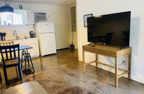 Folsom Apartment | #5 Hidden Akers -Peaceful, quiet, safe, relax, enjoy,country life. Pet friendly.