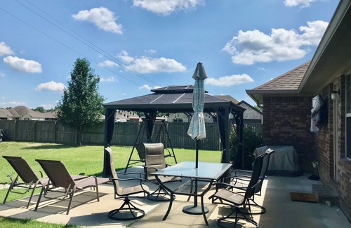 Jacksonville House | 5 mins From Base, Crashpad - Military Member Owned