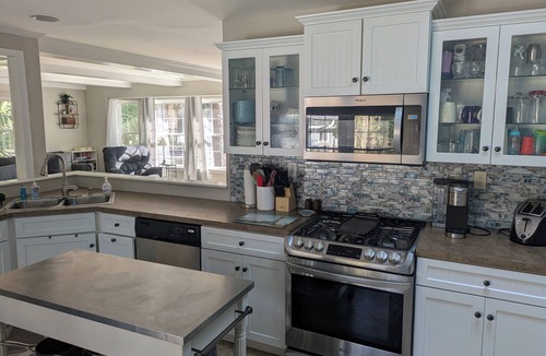 Blue Heron Lake House | 500 Remora Dr - 2 Ensuite, Scr Porch/Deck, Golf Cart & Amenity Avail, Pet OK