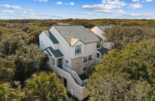 American Beach Condo | 508+509 Rent together! Cheaper than a Beach House - 300 Steps to the Beach!