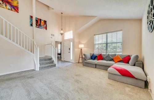 Sandy Ridge House | 5bd 4bth Retreat Near Disney Heated POOL w Spa and Jacuzzi
