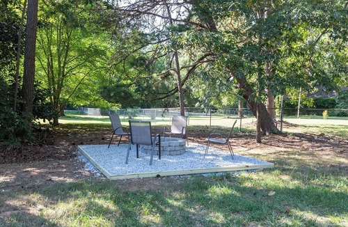 Campobello House | 6,000sqft Historic Home w/Indoor Pickleball