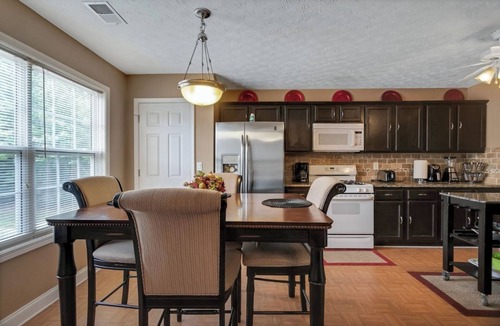 Locust Grove House | 6BR Home Spacious Yard + Grill Peaceful Suburb