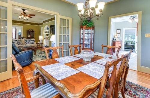 Thomaston House | 7 Mi to Sprewell Bluff Park: Home w/Patio & Yard!