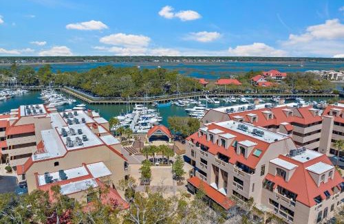 Shelter Cove House | 7167 Harbourside