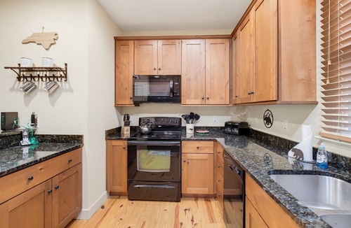 Bear Lake Reserve Cottage | 88 Woodbridge Drive at Bear Lake Reserve