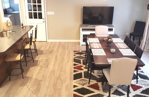 Athens House | ~ 9 Min. to STADIUM ~ UGA Inspired Home + RV Parking-See Description