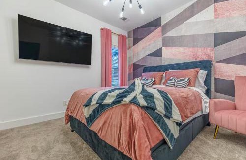 Memphis House | 9 Mins to Downtown- Family Pet Friendly Haus in Midtown