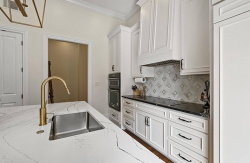 Stone Mountain Historic Village House | A historical and restful retreat in the heart of Stone Mountain Village.