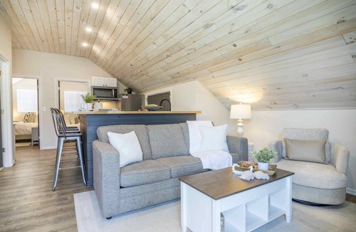 Walton Apartment | A homey haven, perfectly located between the Ark and the Creation Museum.