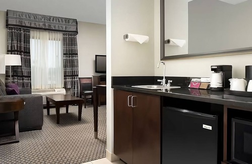 Athens Hotel | A Place You'll Surely Enjoy! 2 Relaxing Units, Indoor Pool, Free Breakfast!