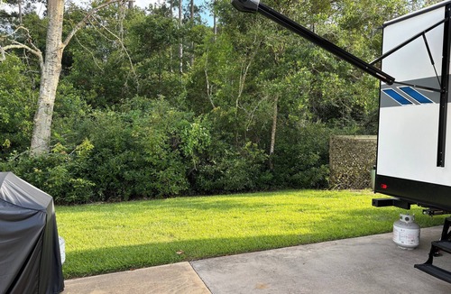 Foley House | Across the street from OWA. Camper rental close to area beaches!
