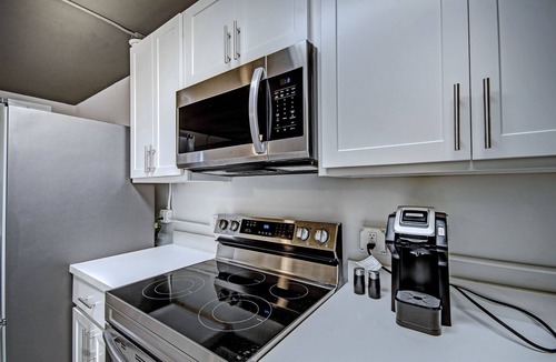 Downtown Jackson Apartment | Admiral Benbow # 258