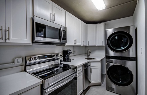 Downtown Jackson Apartment | Admiral Benbow # 258