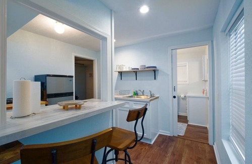 Brunswick Apartment | Adorable 1-bedroom apartment with AC in charming Brunswick