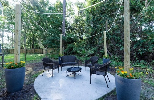 Brunswick Apartment | Adorable 1-bedroom apartment with AC in charming Brunswick