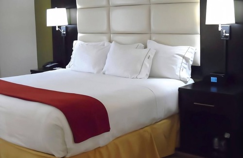 Madison Hotel | Adventure Awaits! Chic Unit Near Attractions