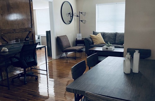 Florence House | Affordable & Spacious 4 BR home!