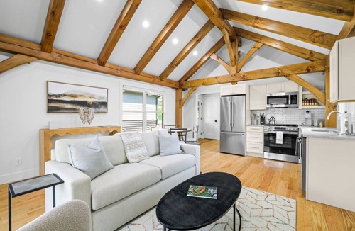 Sugarfork Cabin | Agate Cabin at Highland Peaks Retreat