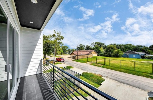 Foster Place House | Alice Grove!