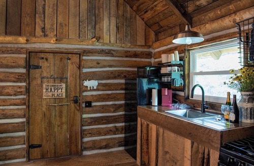 Russellville House | All-Inclusive Ranch Stay Sleeps [19] Weddings & Family Gatherings