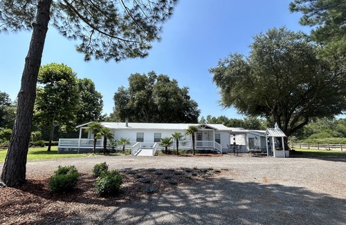 Fort White House | All You Ever Wanted "The White House"