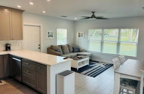 Hobe Sound House | Amazing 2/2 in Zeus Park - 1 mile to the beach