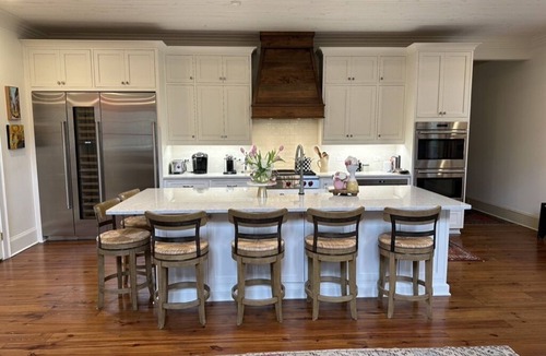 Oxford House | Amazing Home - Walking Distance to Square & Campus