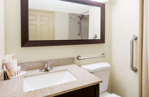 Phenix City Hotel | Americas Best Value Inn Phenix City