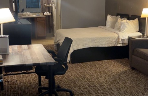 Brinkley Hotel | Americas Best Value Inn Brinkley