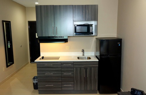 Prairieville Hotel | Americas Best Value Inn & Suites Prairieville