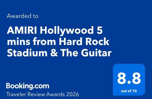 West Hollywood Apartment | AMIRI Hollywood 5 mins from Hard Rock Stadium & The Guitar