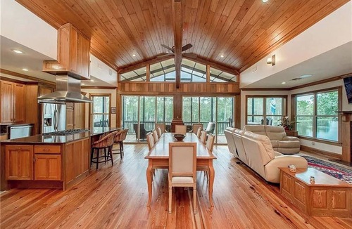 Killian House | Amite River Retreat.