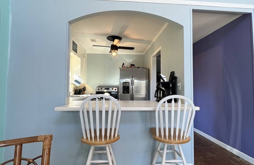 Anderson House | ANDERSON, SC - LAKEFRONT NEAR GREENPOND & GOLF COURSE -FIREPIT/PONTOON RENTAL