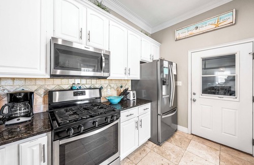 Crystal Shores House | Andrea's Island*Golf Cart*Bikes*BeachSvc+ExtraGear!