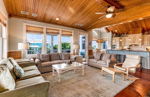 Tybee Island House | Antebellum Tybee Beach Mansion| Pool, Hot Tub & Elevator