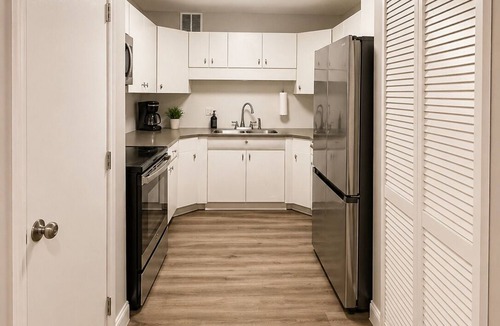 Lenox Apartment | Apartment 203